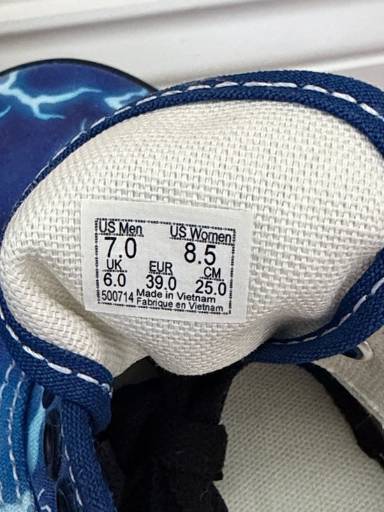 Vans Blue Lightning Canvas Low-Top Sneakers NWT - Picture 5 of 5